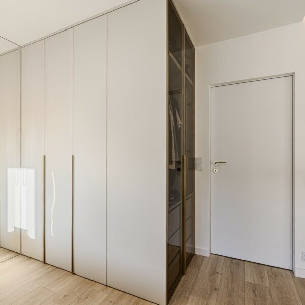 115A2617_HDR