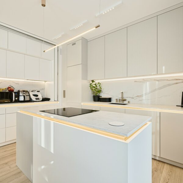 115A2712_HDR